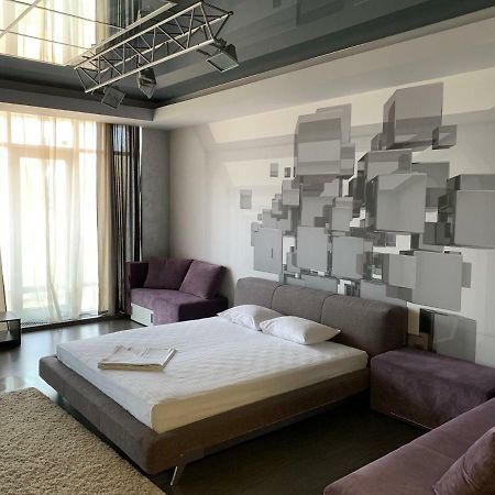 Apartments Raisy Okipnoi Kijev Kültér fotó