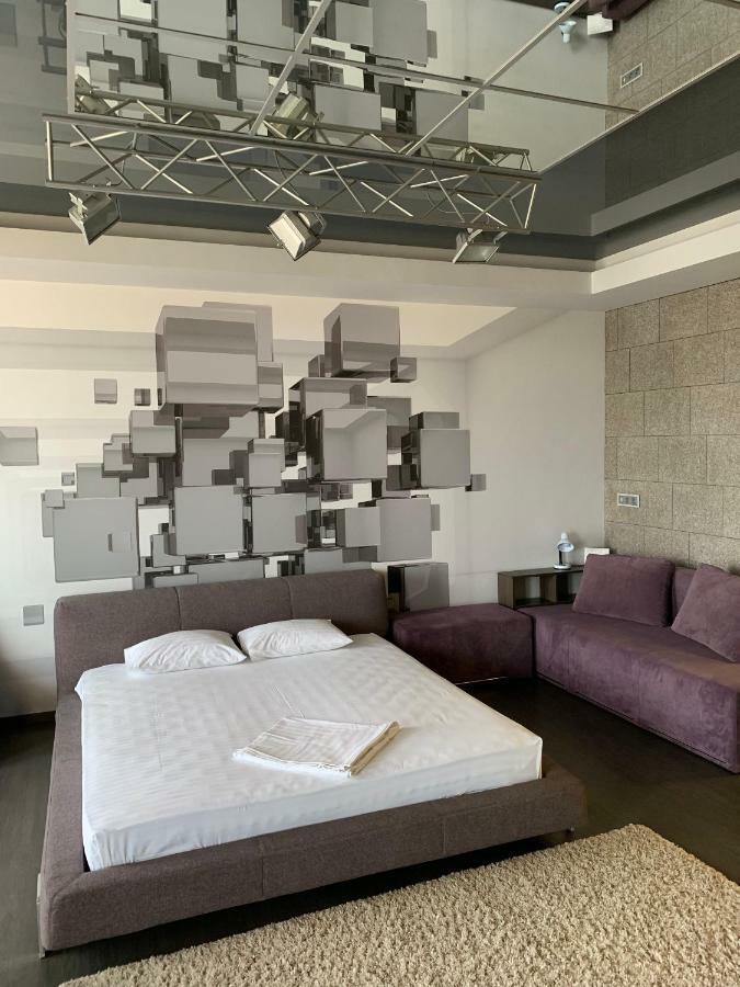 Apartments Raisy Okipnoi Kijev Kültér fotó